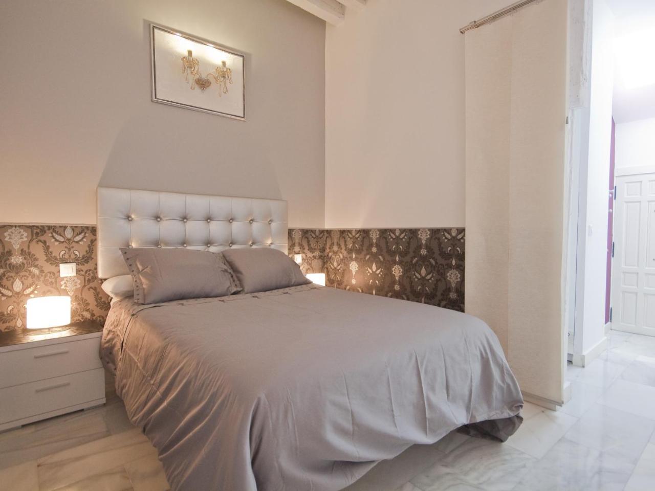 Deluxe En Plaza Mayor Мадрид Экстерьер фото